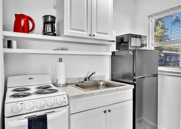 Executive Studio Suite Hollywood Beach Blvd